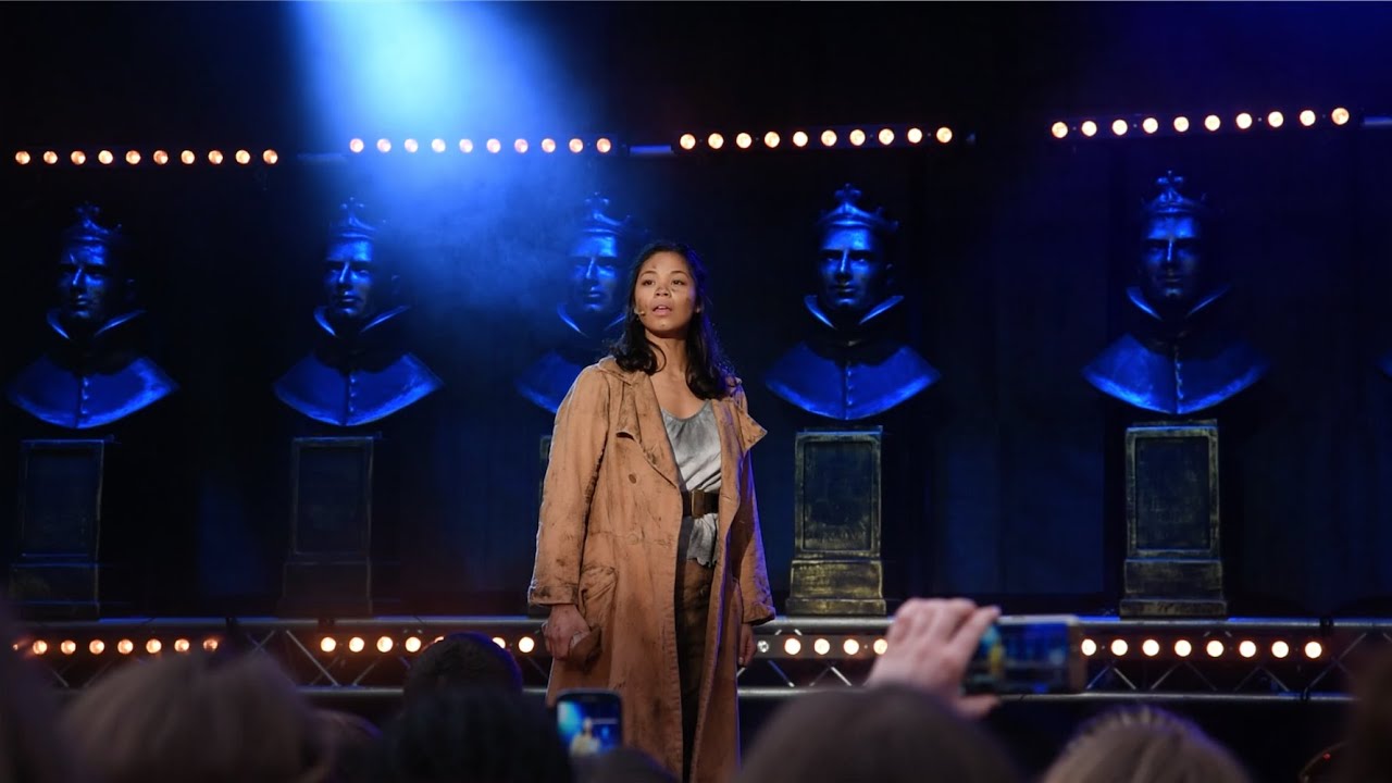 On My Own (HD) | Eva Noblezada @ Olivier Awards 2016 | 3 April | Les Mis