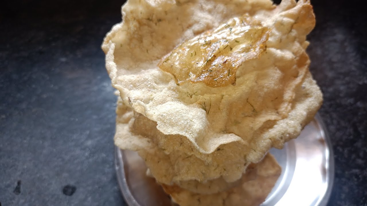 एकवाटी तांदूळ पासून ५०ते ६० पापड नाही खिशी घ्यायची  ना तांदूळ दळायचे सोपी अशी पद्धत कोणीही सहज बनवेल