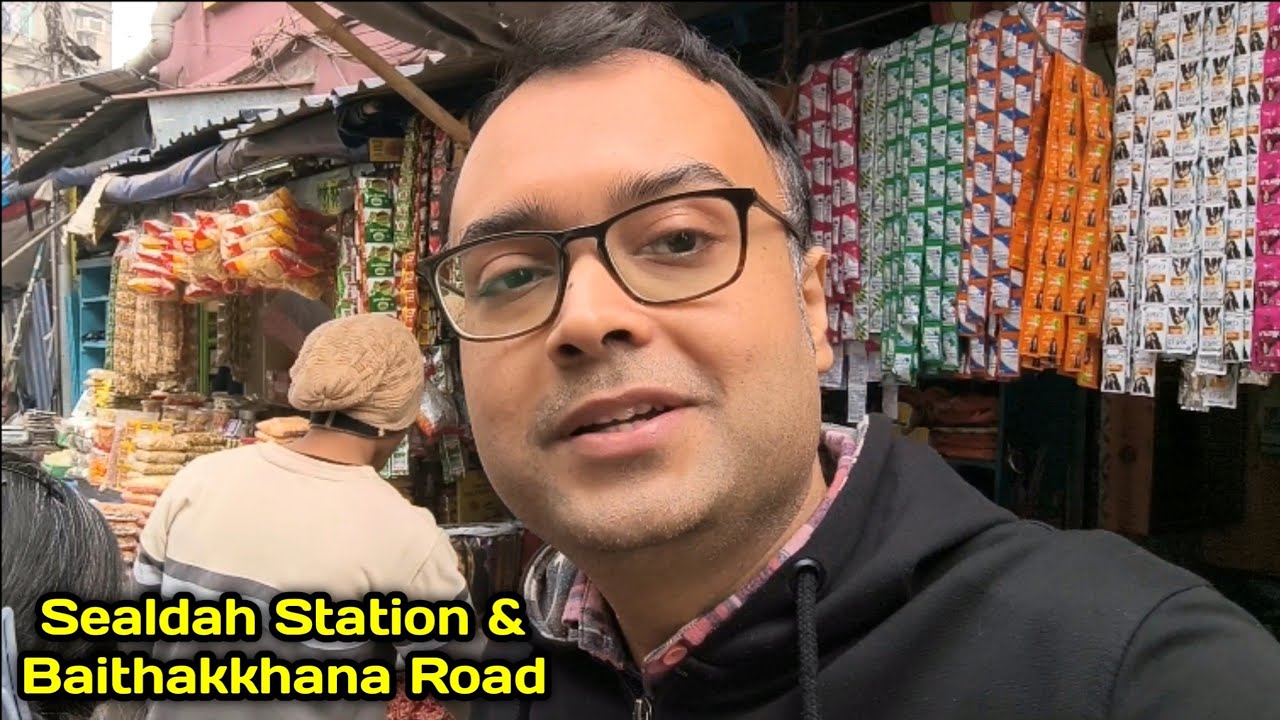 Street Walk from Sealdah Station to Baithakkhana Road & then Surendranath college Kolkata |