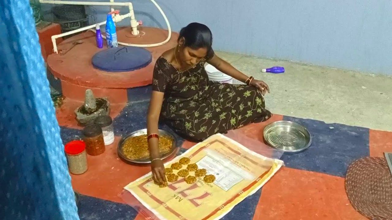 రేపటి నుండి ఆకుకొట్టు పనులు అని, రేగి వడియాలు పట్టుకున్నాను😋😋