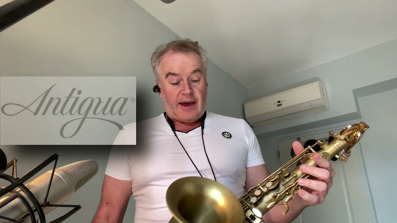 Lee Mayall demonstrating his Antigua Powerbell CLASSIC BRASS tenor sax setup he plays everywhere....