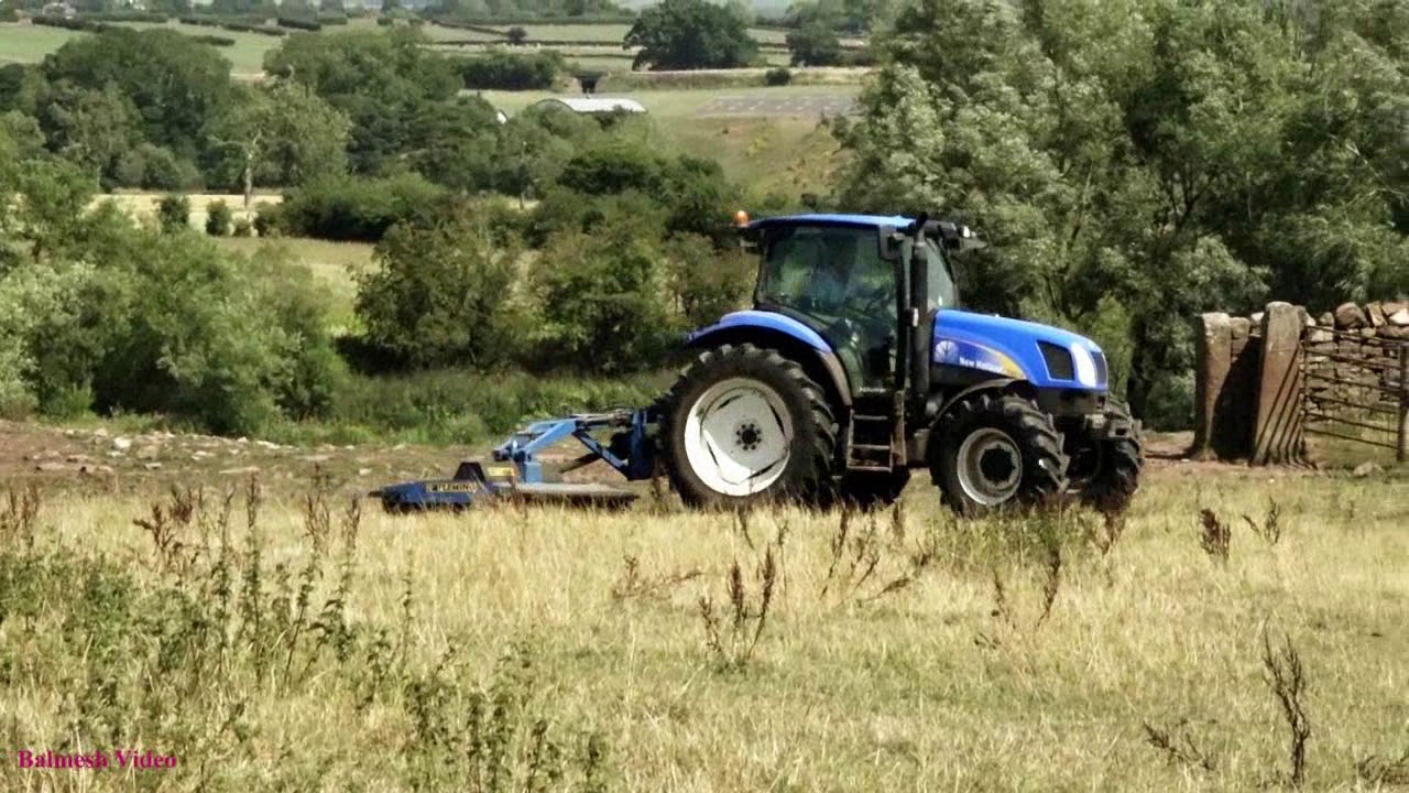 Topping the Pasture with New Holland.