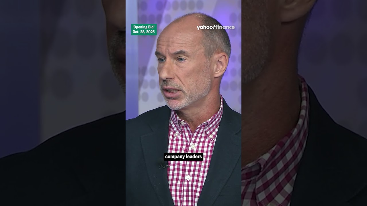 &laquo;47% работников ожидают увольнений&raquo;.