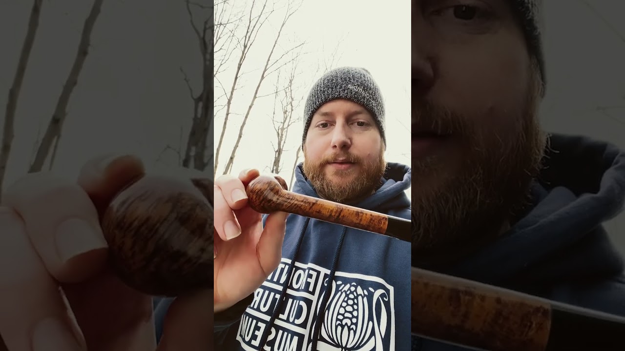 Breaking in my Christmas pipe with some Special Curley