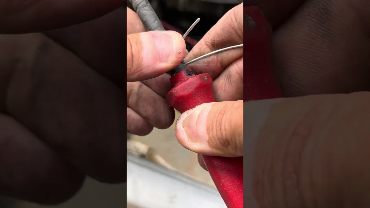 Mechanic Reveals a Method That Can Help in Your Daily Life. #USAConstruction #DIYHack #ProTrick