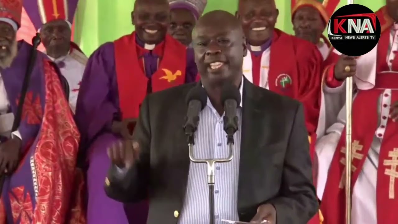 YAANI WAJALUO WAMEFUNGWA MACHO KWELI.YAANI KIJANA WAO TUJU ANAANGAISHWA LAKINI BADO HAWAONI