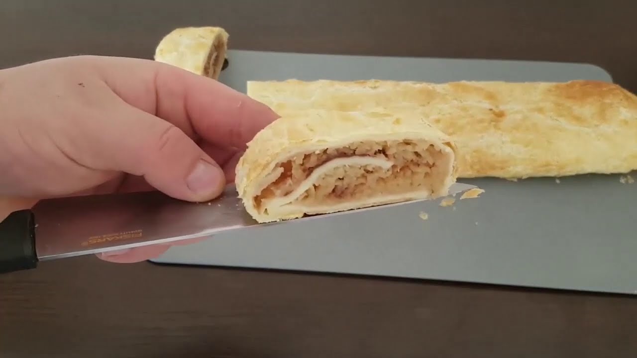 strudel jabłkowy z ciasta francuskiego lepszy od szarlotki:)bardzo prosty przepis