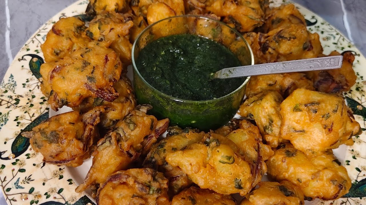 Ghar par banaye  aloo ke pakode || yummy tasty crispy aloo ke pakode 
