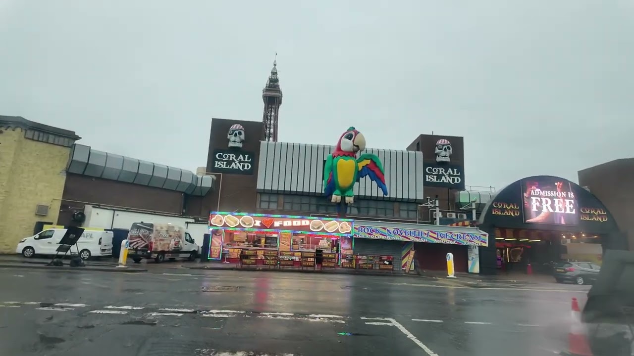 В Блэкпуле повсюду #дорожныеработы (что происходит)