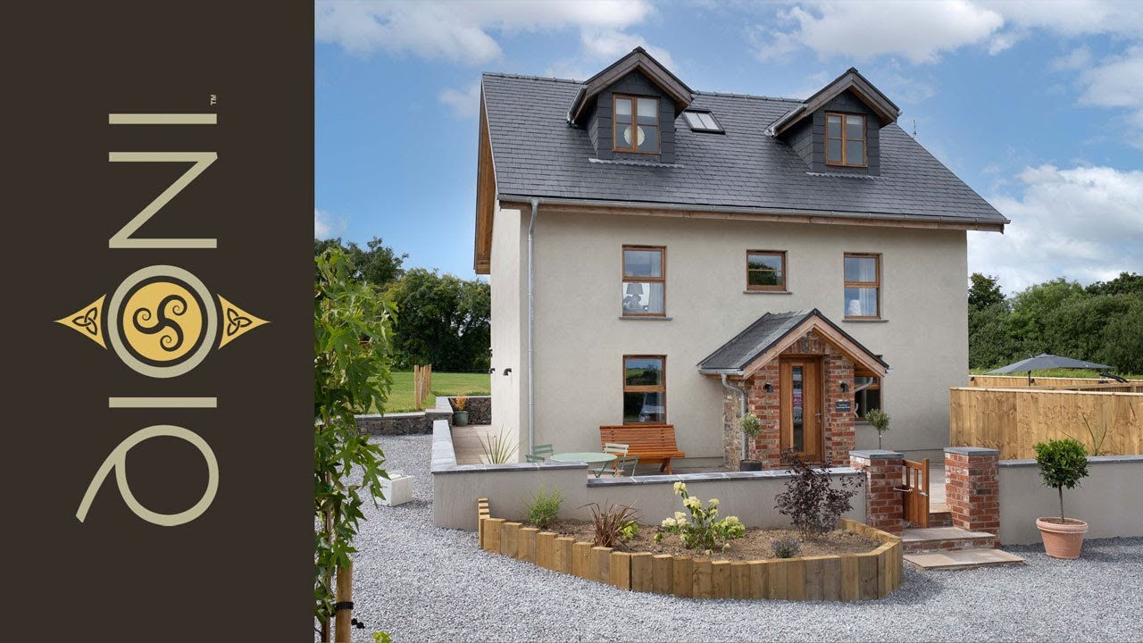 Luxury Cottage Pembrokeshire with Hot Tub and Games Room | Tŷ-Ficer