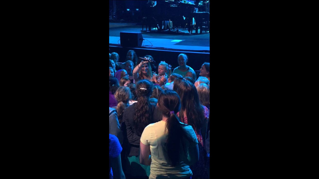 Idina Menzel Singing with the kids in Canadaigua, NY at CMAC