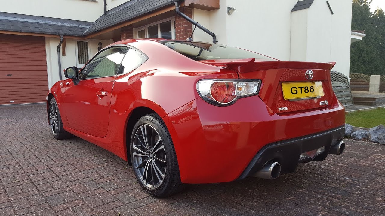 The Seasons - Yi 4K GT86 Driving Film in England