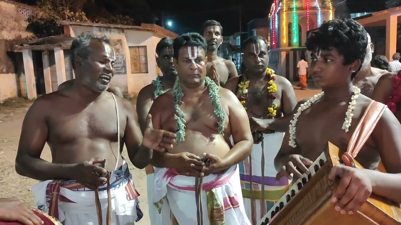 காஞ்சி ஸ்ரீ வரதர் பஜனை சபா, இராமானுஜ ராமானுஜ தாசர்:9080507192, ஆராவமுதன்: 979101 6245, காஞ்சிபுரம்.