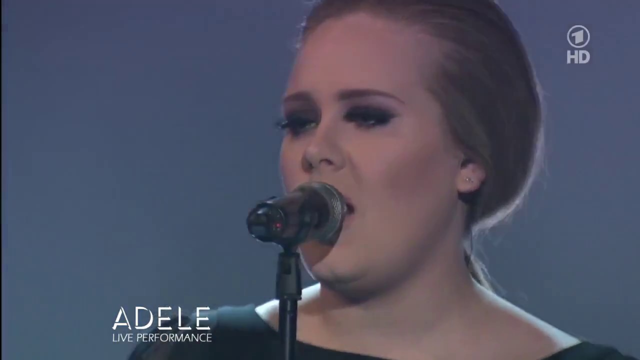 Adele - Rolling In The Deep (Live at Echo Awards)