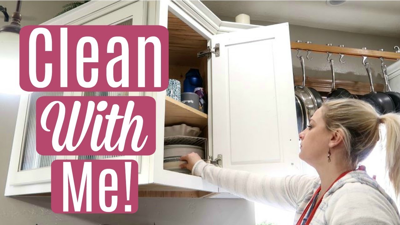 CLEAN WITH ME / Tidy Up & Laundry
