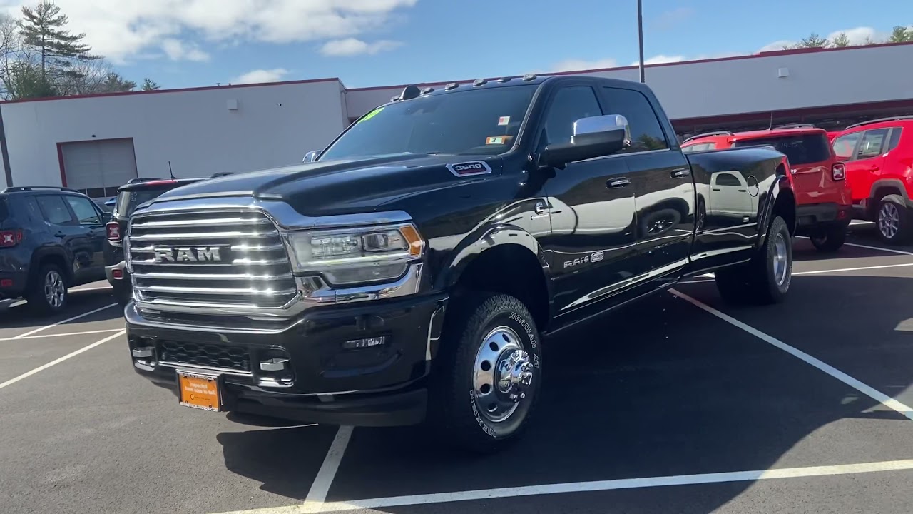 2020 RAM 3500 Longhorn Laramie Dully walk around