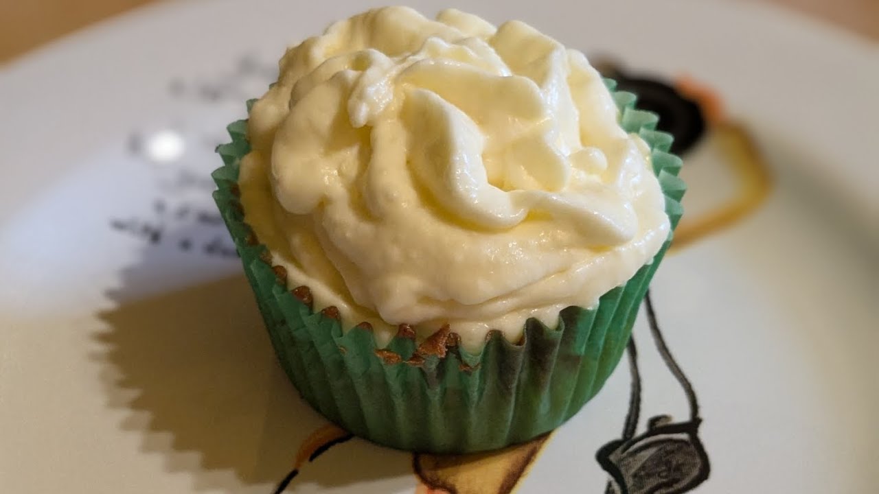 OTSK'S 2 YEAR ANNIVERSARY SPECIAL!!! A.U.T.I.S.M Cupcakes (Recipe In The Description)