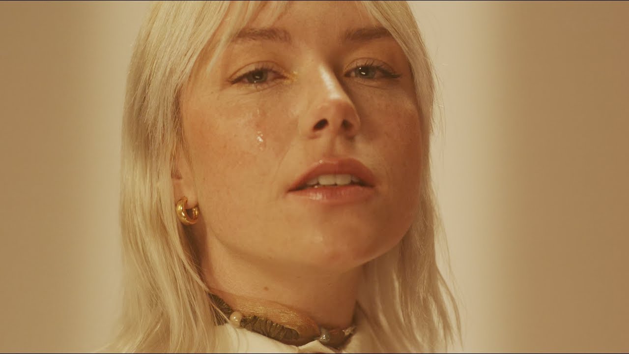 Moon Panda - SummerBrain (Official Video)