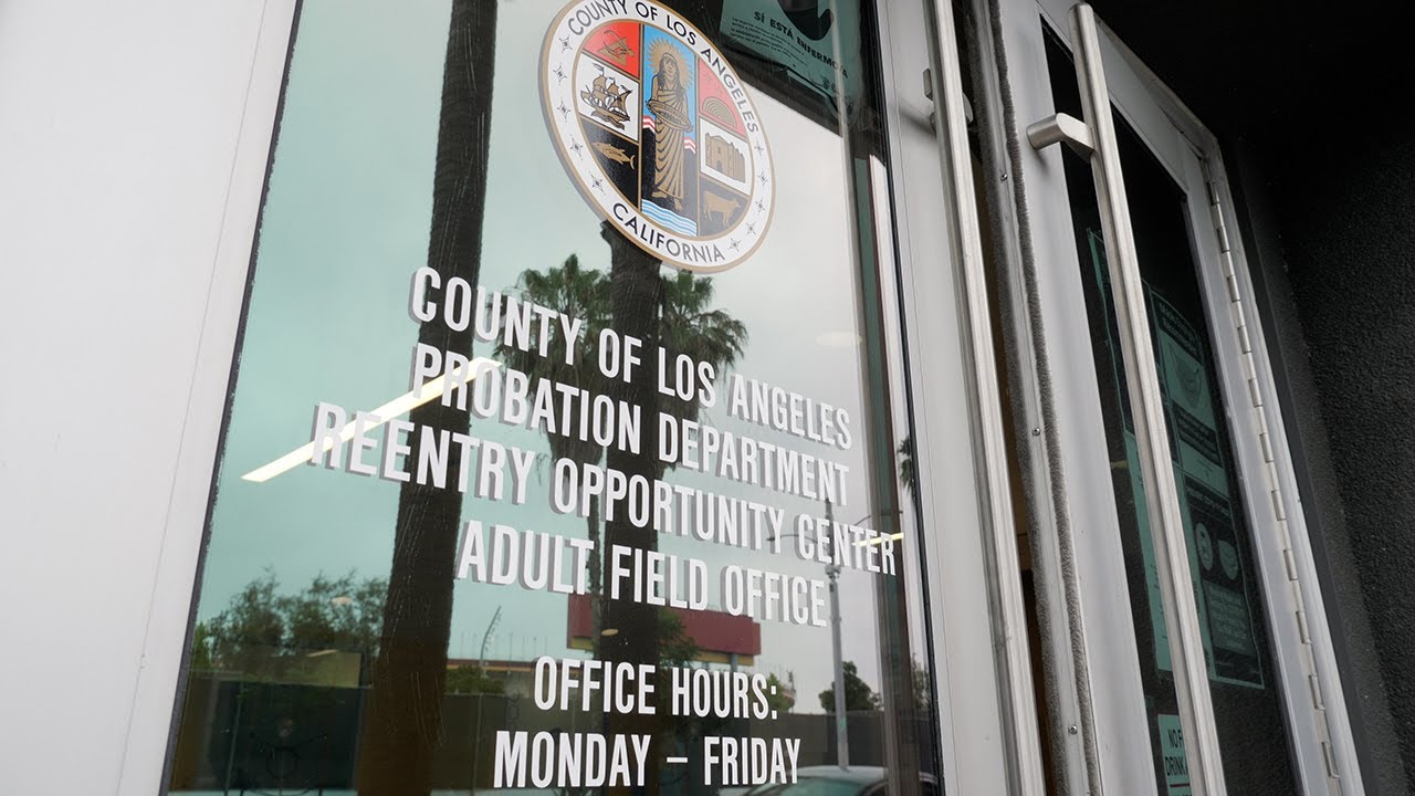 Connecting Individuals on Adult Felony Probation to Services: The D.O.O.R.S Model