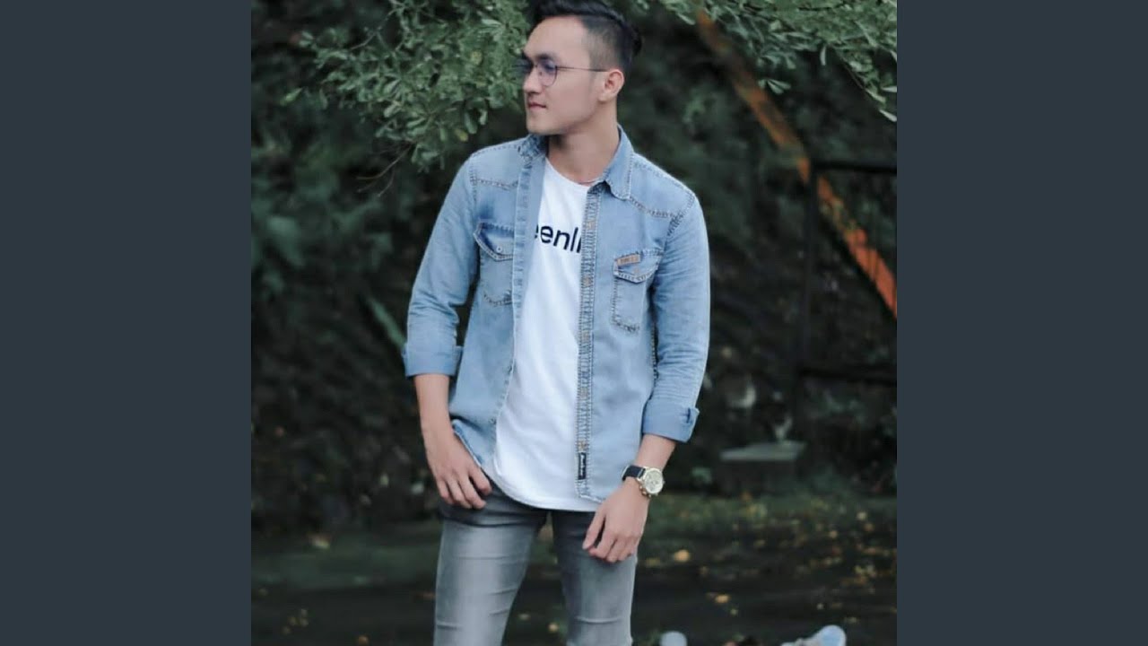 Marantau Manyambuang Hiduik