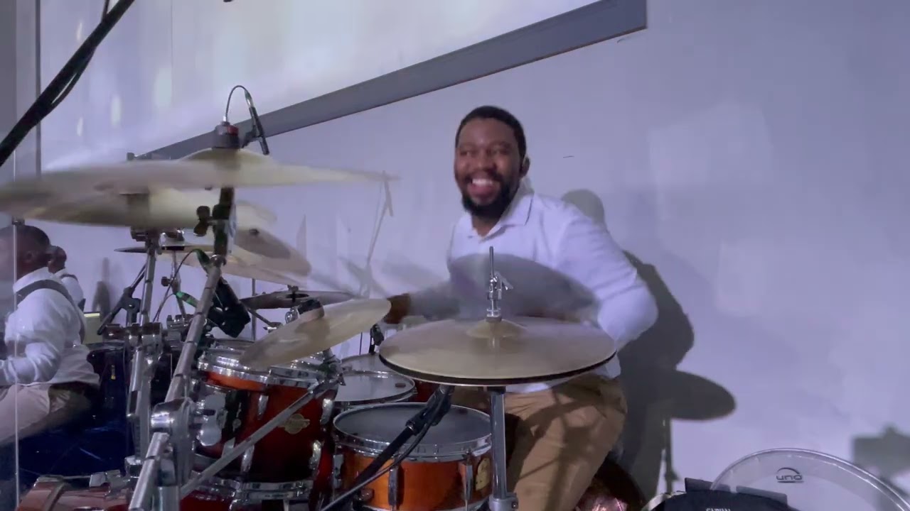 He’s doing a new thing (Sunday Worship)