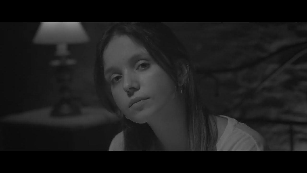 Sofia Santos - Romance Antigo (Video Oficial)