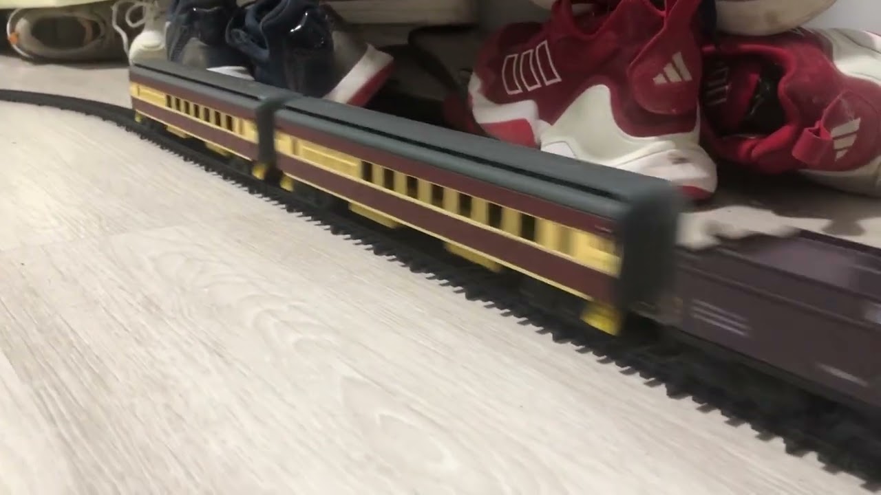 Doble encabezado entre mi tren viejo y mi tren nuevo 