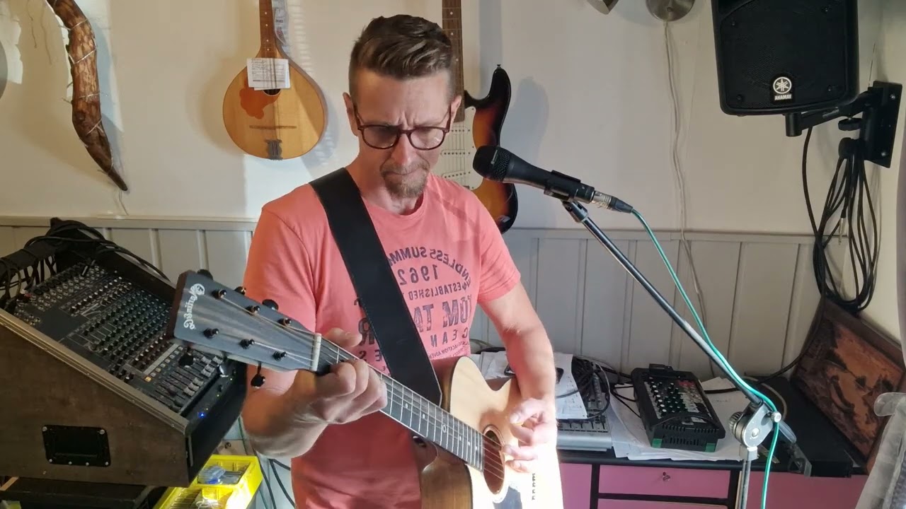 Vähän liian vanha ( Ajospään Hifi)