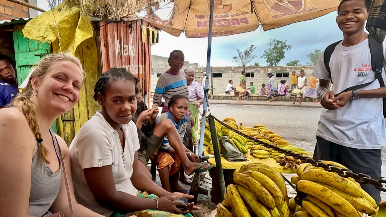 The Real Madagascar - Talking and Eating with locals Fort Dauphin