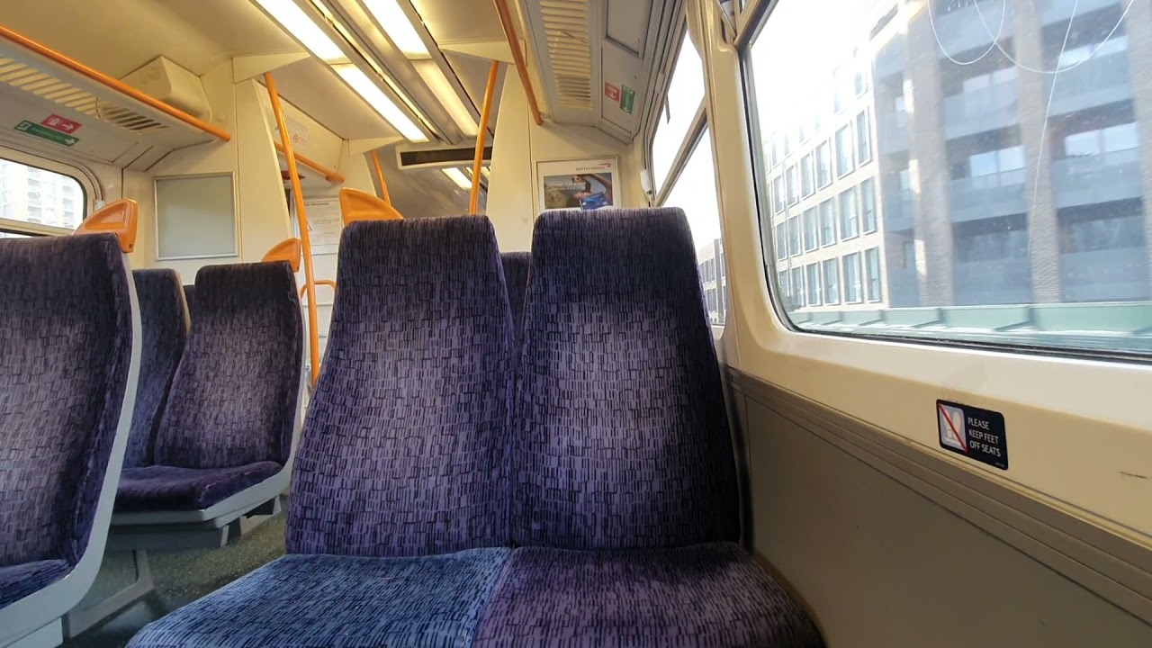 Journey on 466XXX + 465913 + 465930 (London Bridge - Orpington)
