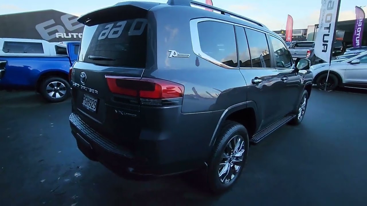 2022 Toyota Landcruiser VX #70th Anniversary Edition