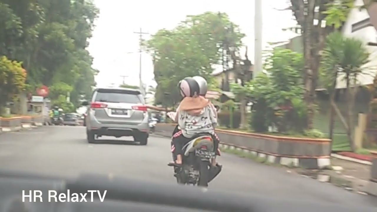 Keliling Kota Parakan
