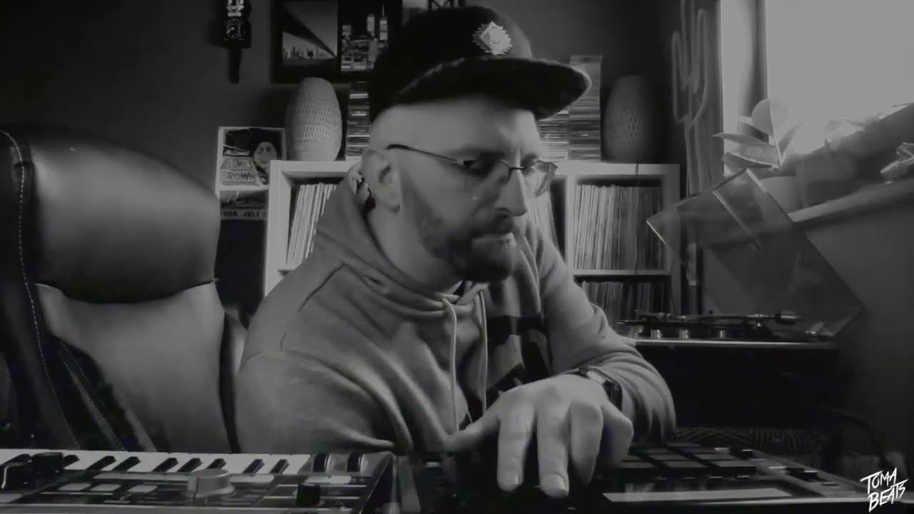 Making a 90's style boom bap beat with the MPC 1000 (2022)