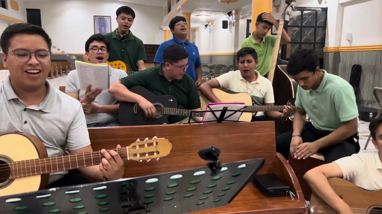 Dios te ha escogido hoy por el Seminario Menor (Canto Vocacional)