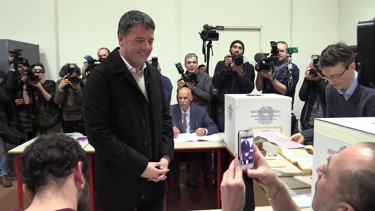 Elezioni, Renzi al seggio di Firenze: 