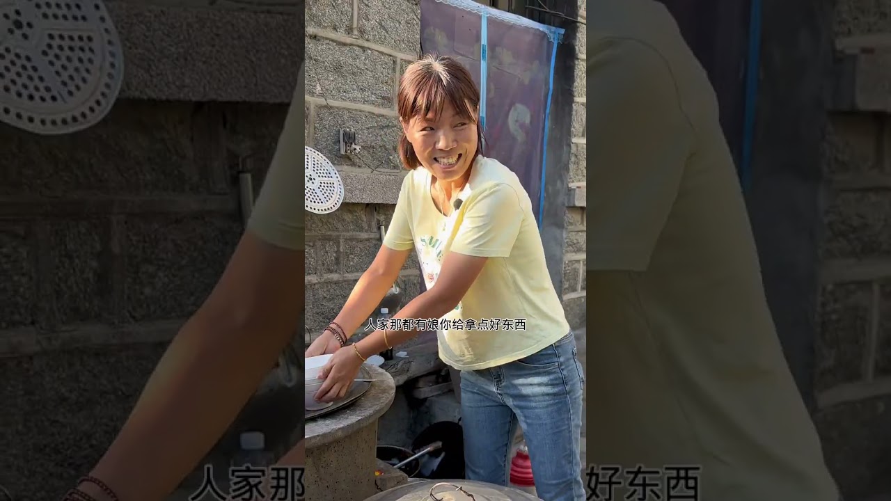秀八九个月没有回娘家了，今天带她回家，我可能过不两天就的回来，让秀多过几天，金九银十，又到了一年一季度收秋的季节了……#抖音乡村生活家 #我们一家的平淡生活 #生活随拍 #孕妇日常生活记录 #丰收的