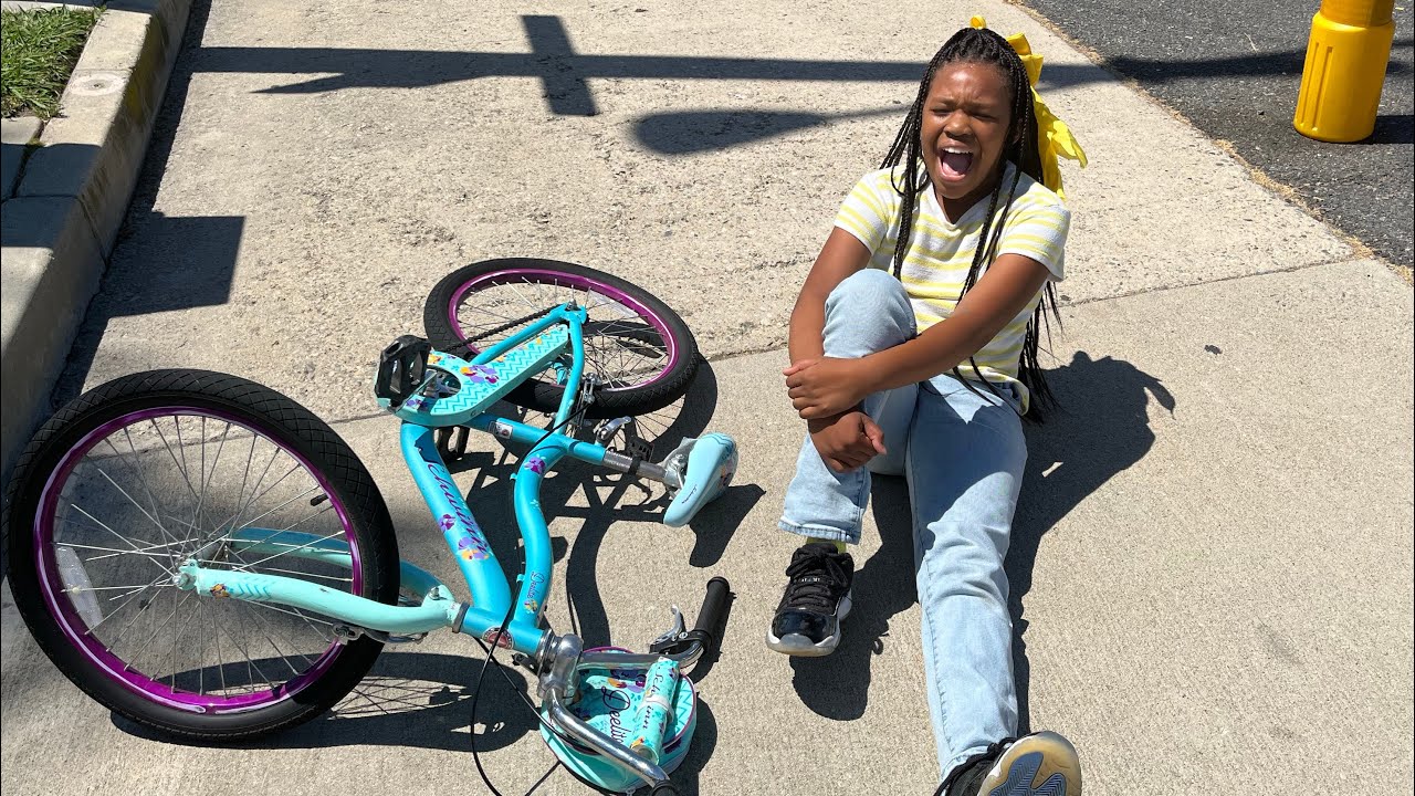 Zeta was RIDING TO FAST on her BIKE!!!￼💨 what happens next is shocking ( the sisters￼