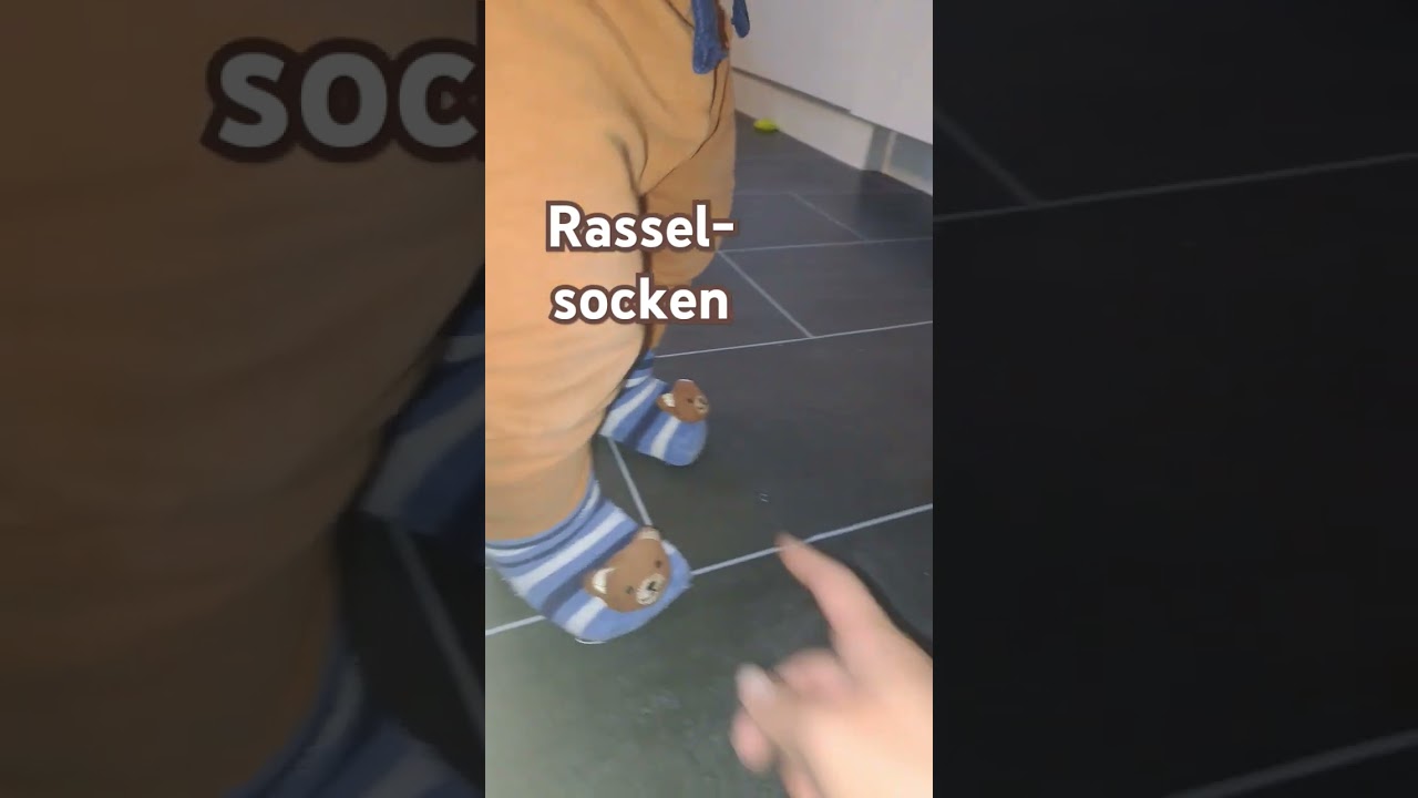 Rasselsocken Baby Kind s&uuml;&szlig; Shorts Reel lustig Life Hack sweet Mama haha funny Socken Rassel fy