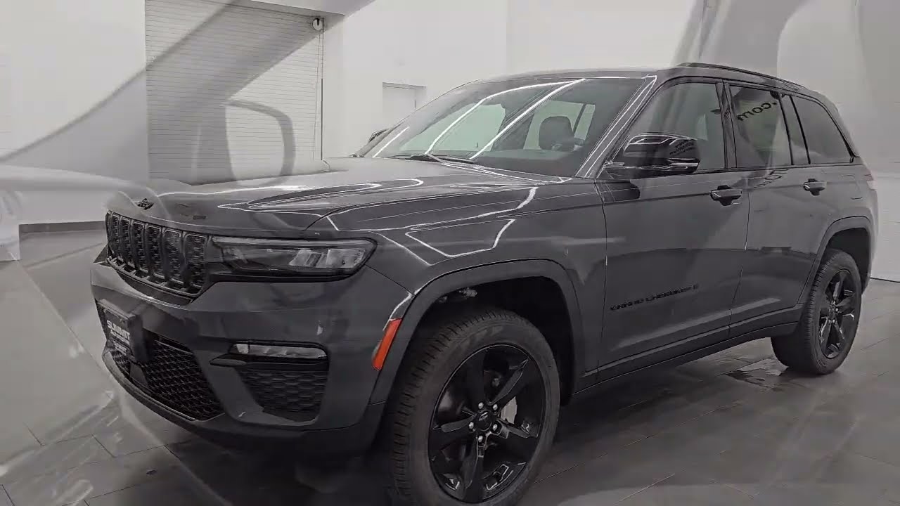 2025 Jeep Grand Cherokee Limited Baltic Gray Metallic Clearcoat New. walk around for sale in Fond Du