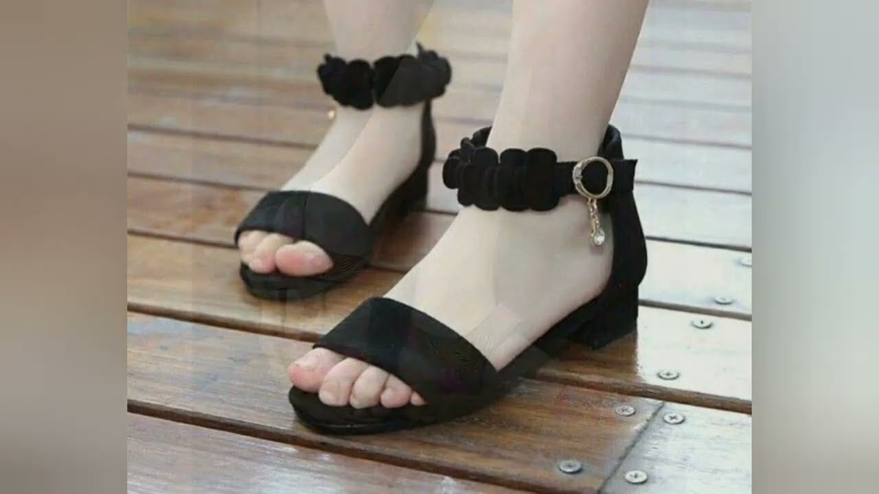 Beautiful and stylish slippers design ideas for girls in Eid Al fiter 🤩😍😊