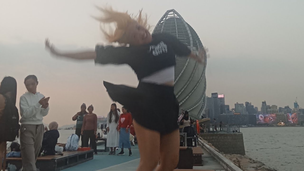 UBEY_GIRL is live!  #enjoy #dancing AND THE WORLD IS OUR DANCEFLOOR.#fun  #entertainment