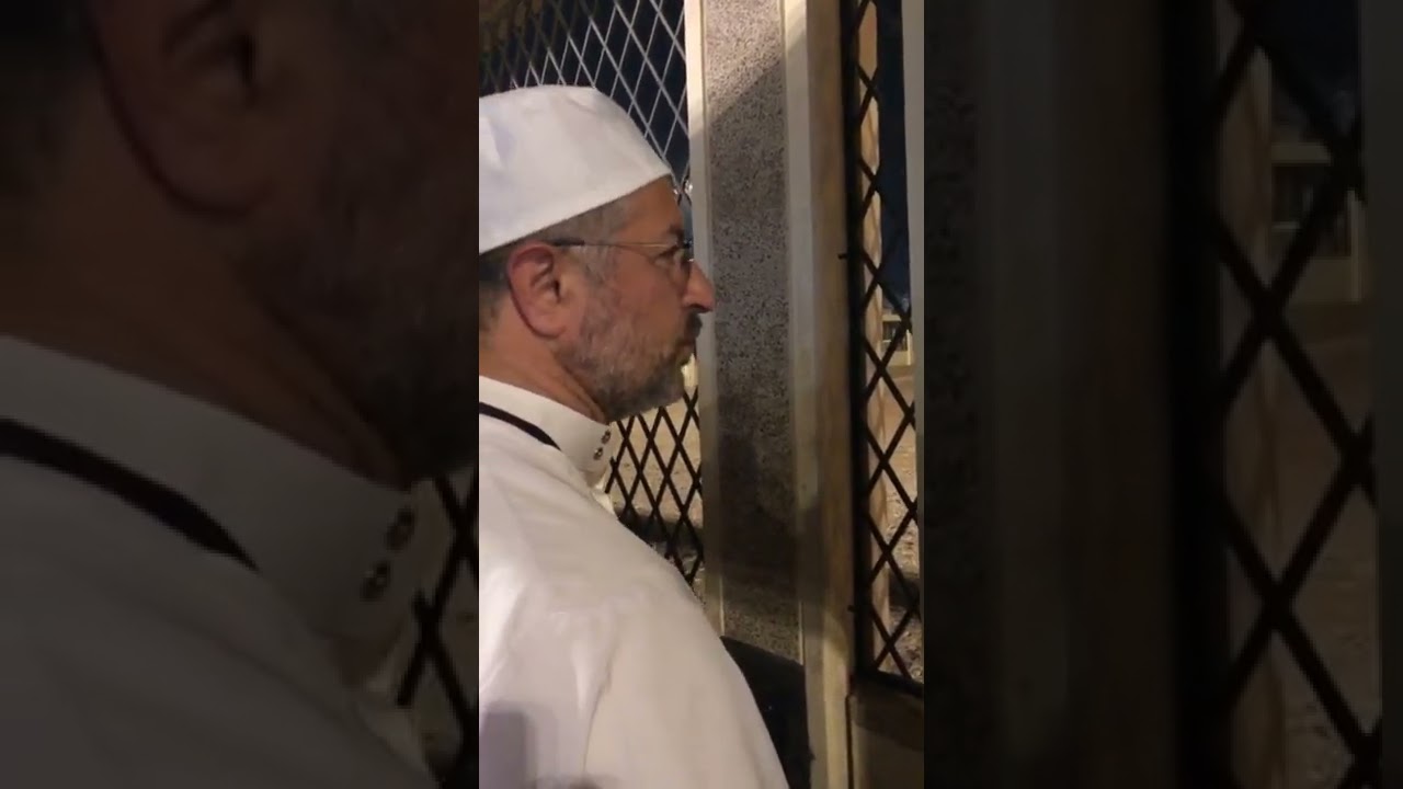 Uhud Şehitliği Selamlama ve Dua (Umre 2022 30. Bölüm)