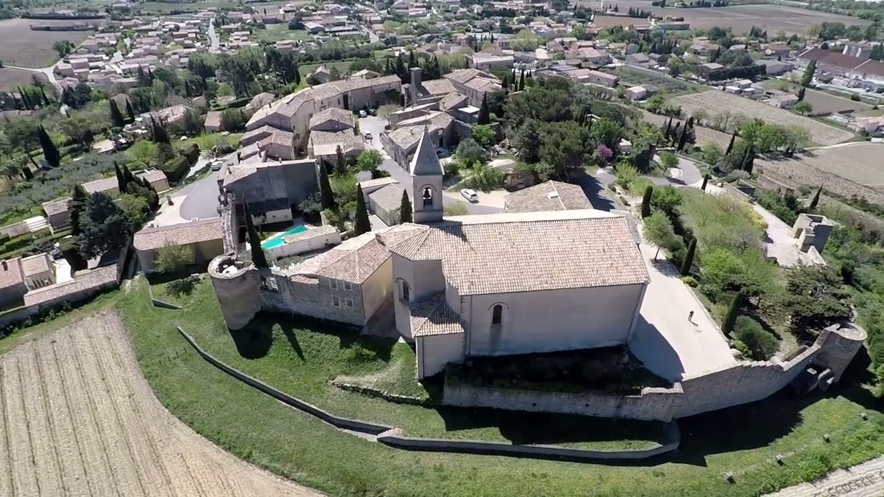 Vues du village de Cairanne
