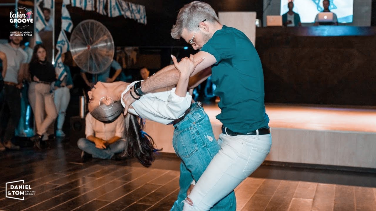 Si Eso Paso Dama & G FACE | Daniel y Tom Bachata Groove