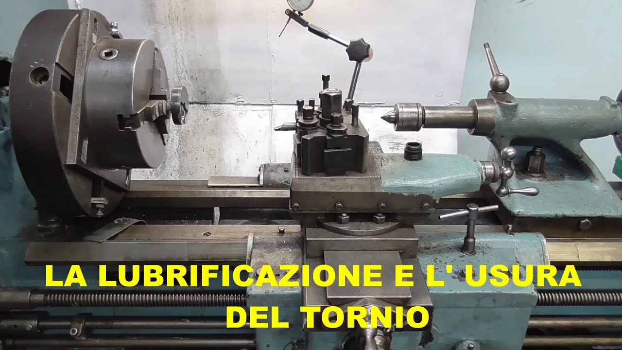 lubrificare il tornio e prevenire l' usura delle guide