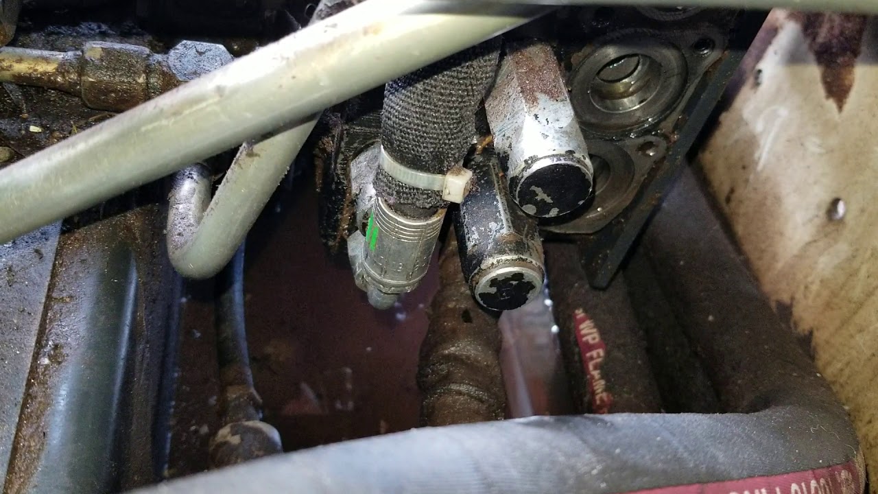 video part 3 replacing seals kit on a Bobcat 873 spool valve control seal change