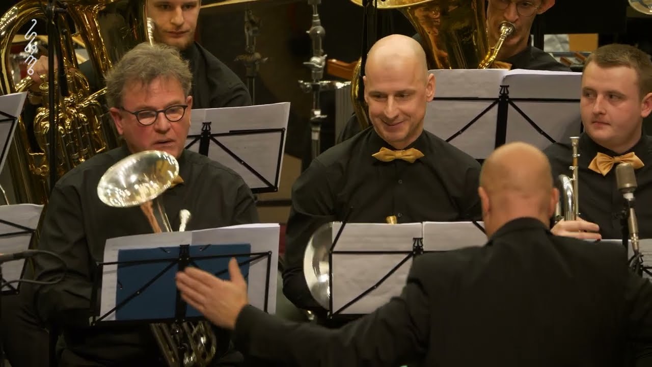 Amundsen -Jonathan Bates door Brassband Bacchus.
