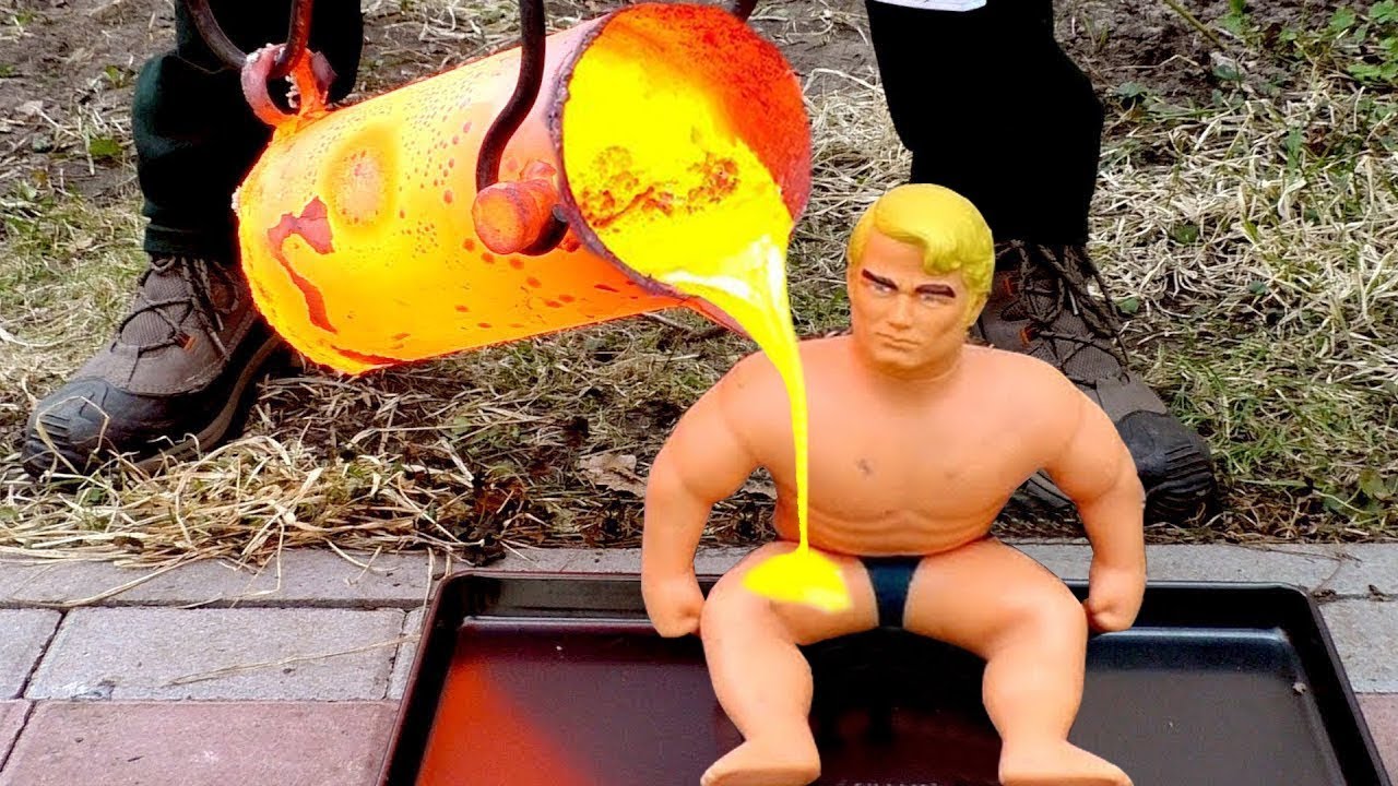 EXPERIMENT LAVA VS STRECH ARMSTRONG