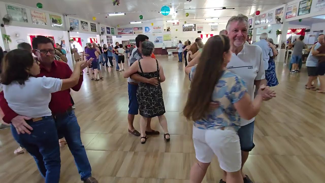 Quinta feira animada nos idosos do Centro em São Jorge do Oeste Paraná(com marcos e margarida)
