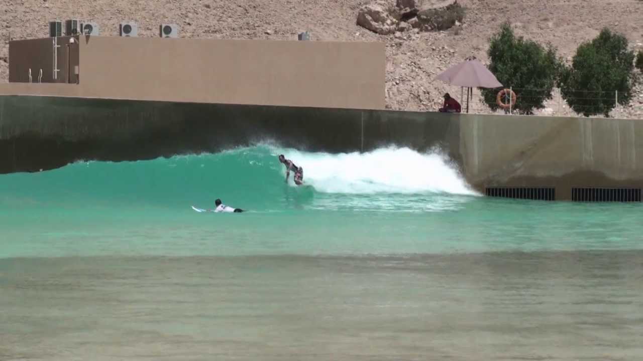 Weirdo ripper in the middle of Desert